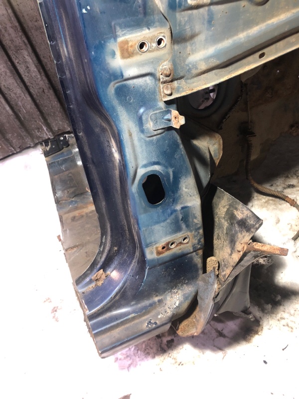 Лонжерон передний правый Mitsubishi Lancer 9 1.3 4G13