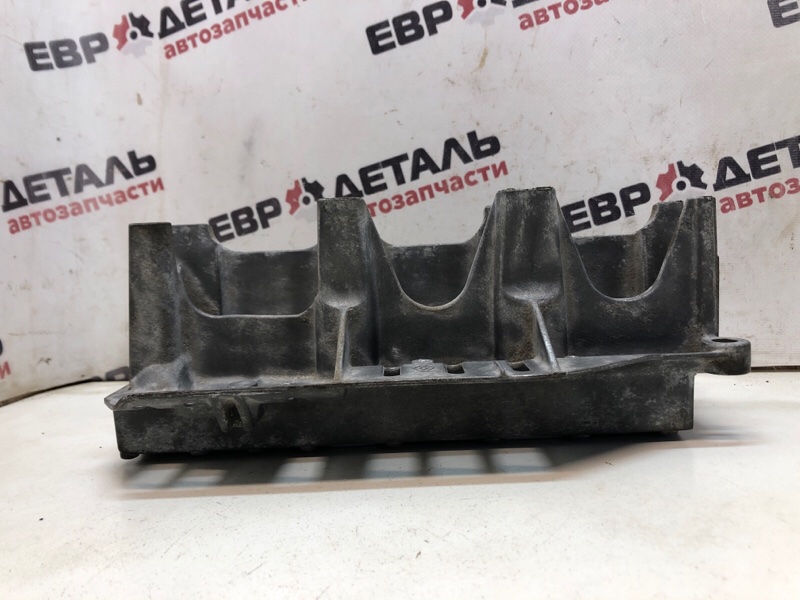 Кронштейн Renault Megane 1 2000 Хетчбэк 1.4 K4JC750 7700110112 Б/У