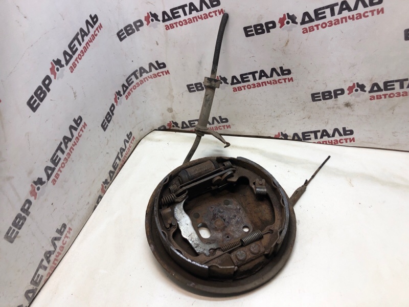 Механизм разведения колодок задний правый Ford Focus 1 2004 1126158 Б/У