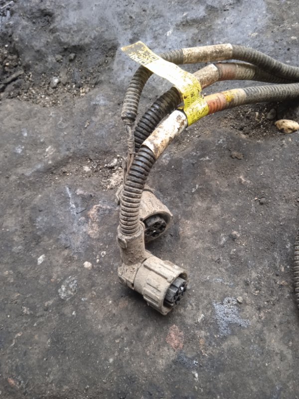 Электропроводка X3000 8x4 2022 WP13.550E501 Электропроводка X3000 8x4 2022 WP13.550E501