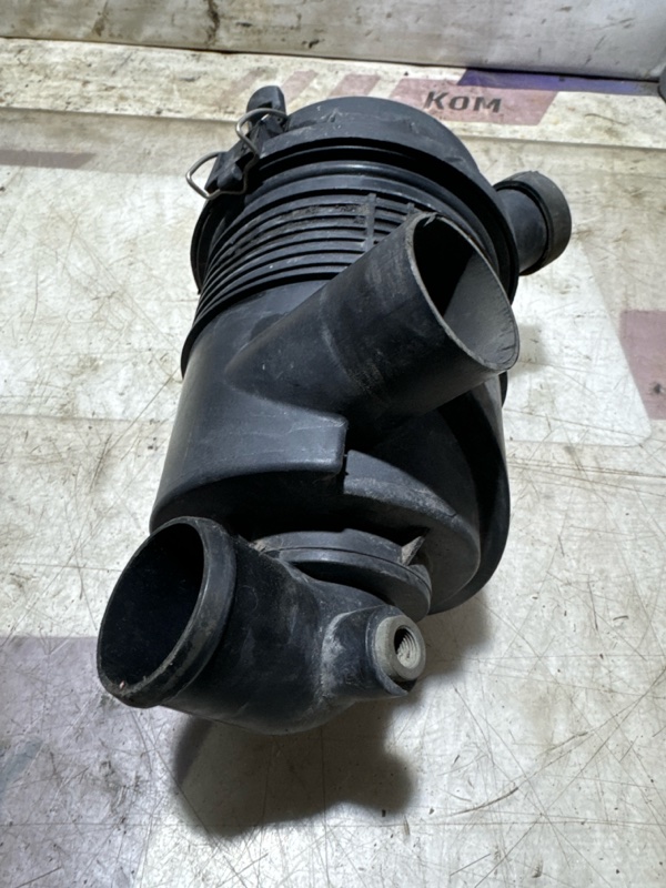 Корпус воздушного фильтра T600R 2021 TK370N Yanmar