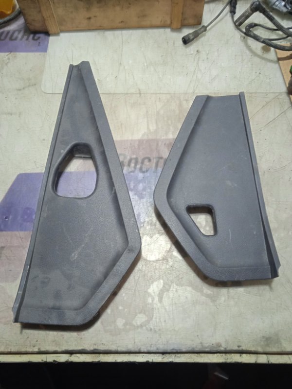 Запчасть накладка на торпедо Hyundai Mighty EX8 2022 D4CC 975255M000 Б/У Накладка на торпедо Hyundai Mighty EX8 2022 D4CC 975255M000 Б/У