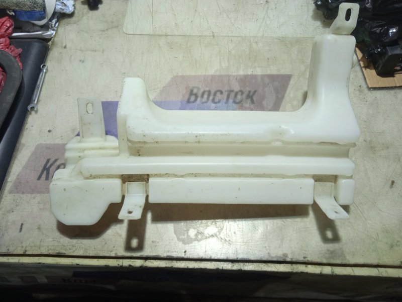 Бачок стеклоомывателя J6P-390 6X4 2022 CA6DM2-39E51