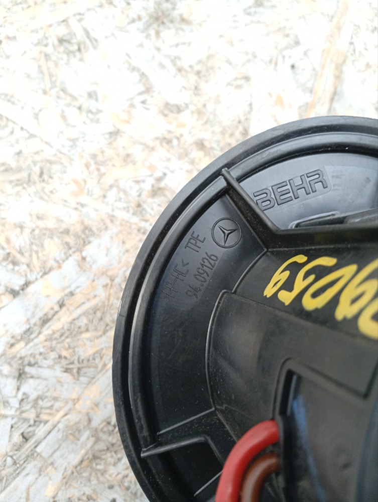 Моторчик отопителя C 200 Kompressor 2007 w204