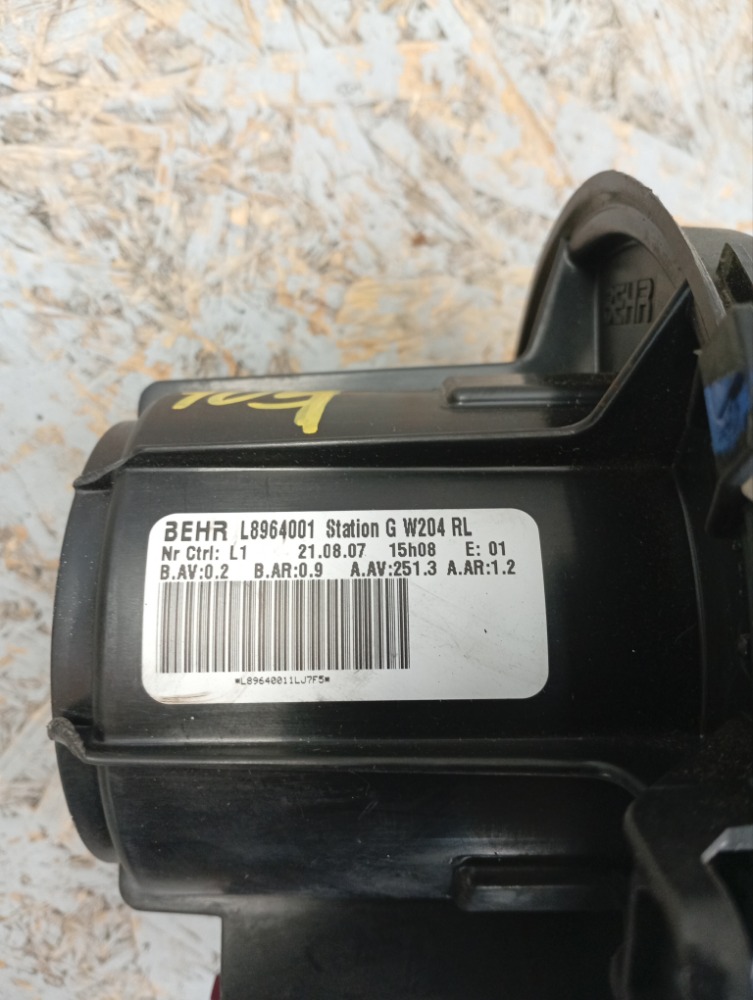 Моторчик отопителя C 200 Kompressor 2007 w204