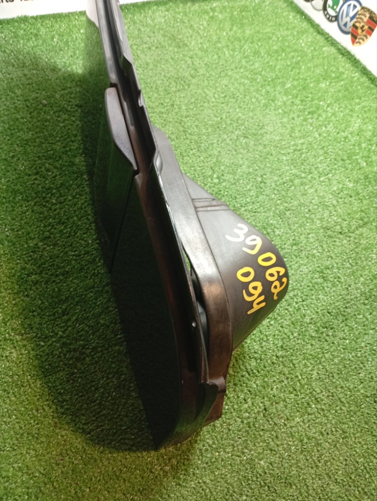 Лючок бензобака Viano 2007 w639