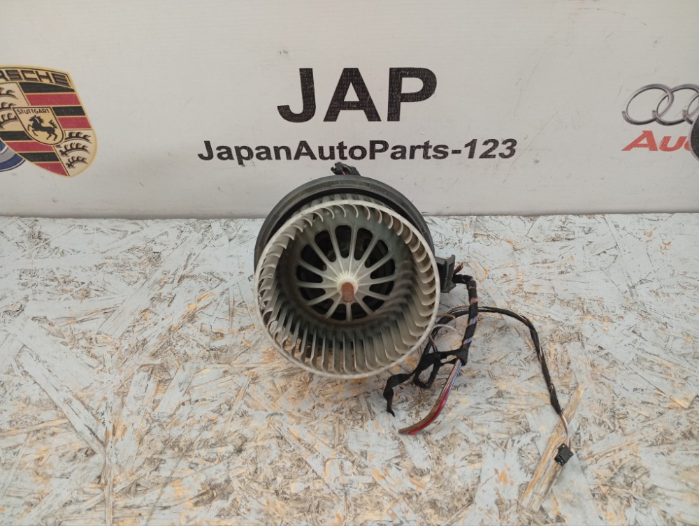 Моторчик отопителя Mercedes-Benz C 200 Kompressor 2007 w204 A2048200908 контрактная