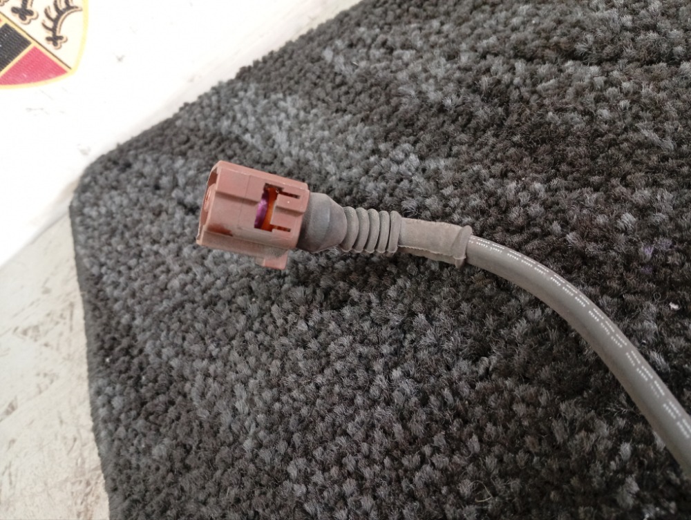 Проводка ABS задняя правая A4 2009