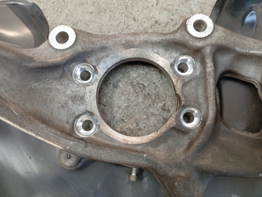 Кулак поворотный передний правый A7 2011