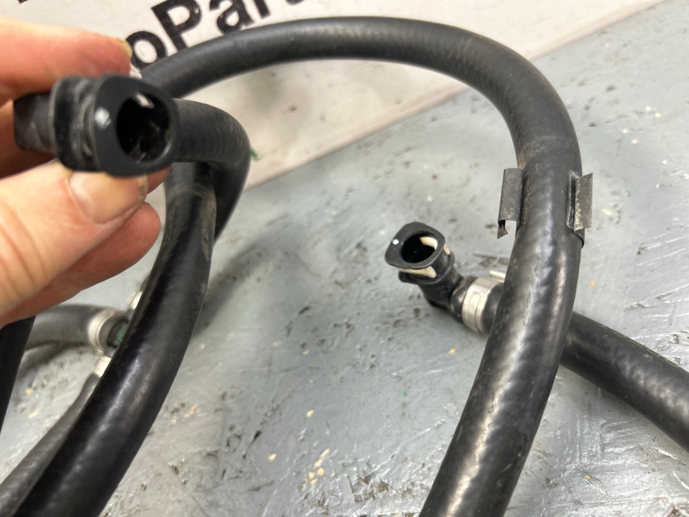 Шланг омывателя фар Audi A4