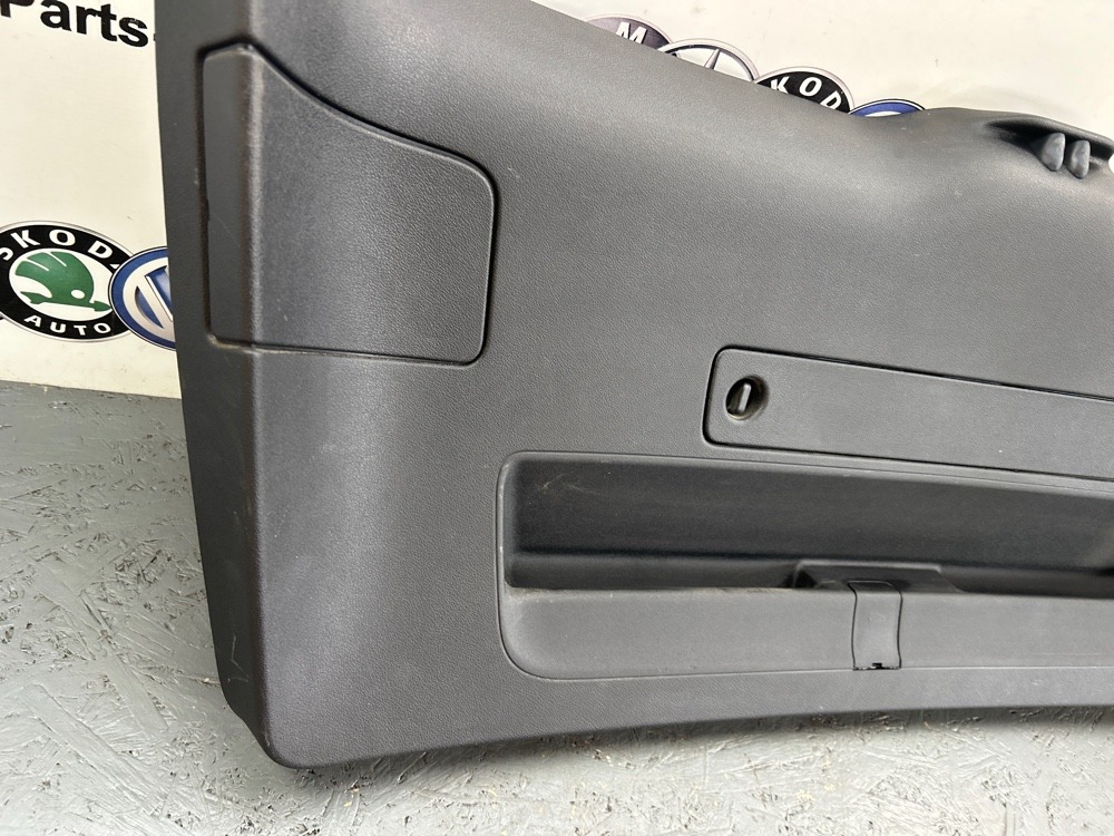 Обшивка крышки багажника Q5 2013