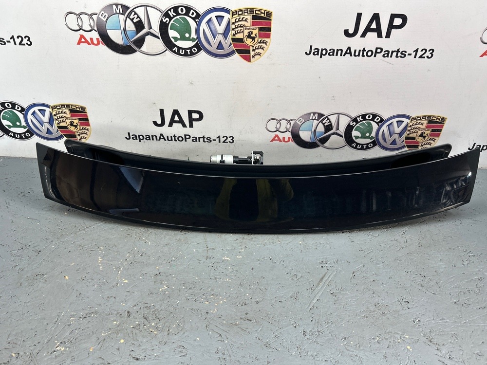 Запчасть спойлер на багажник Audi TT 2007 8J0827948C контрактная Спойлер на багажник Audi TT 2007 8J0827948C контрактная