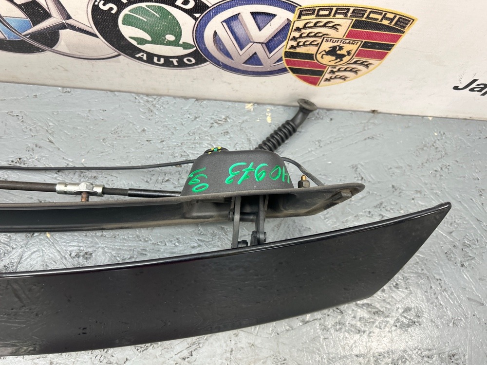 Спойлер на багажник TT 2007 Спойлер на багажник TT 2007