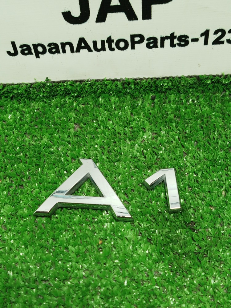 Шильдик A1 2011