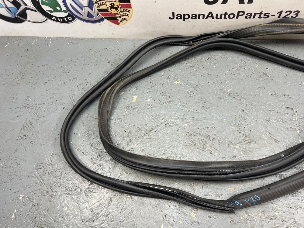 Уплотнение багажника A6 2012 Уплотнение багажника A6 2012