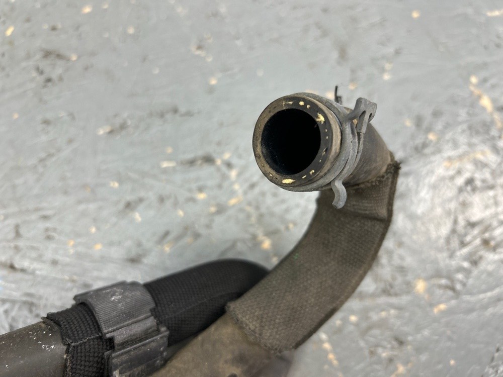 Патрубок отопителя A4 2009