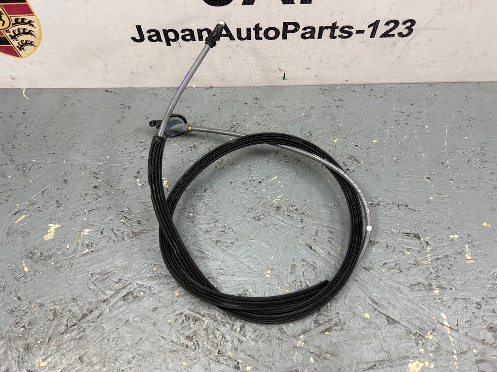 Трос замка капота A4 2013