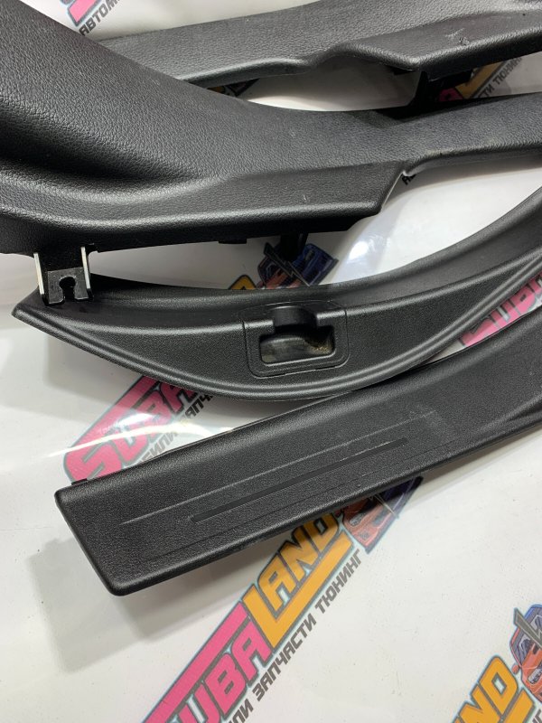 Накладки на пороги LEGACY BRM EJ255