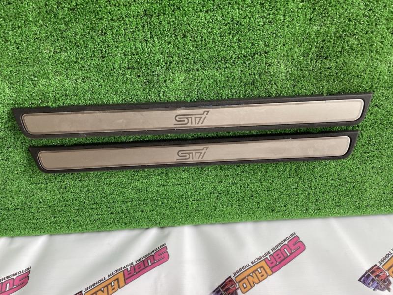 Накладки на пороги передние Subaru Impreza 2009 GRF EJ257 94060-FG070-JG контрактная