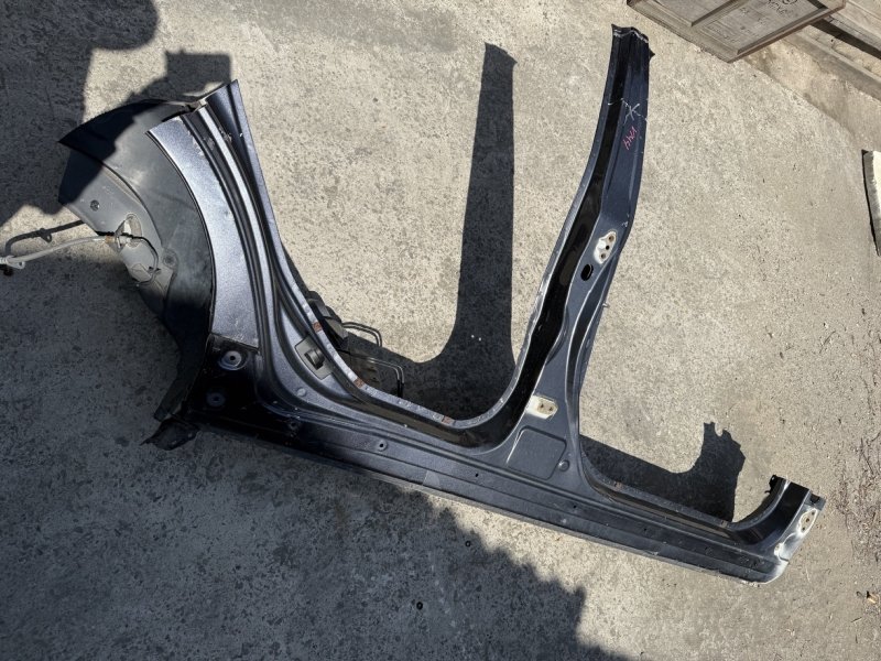 Порог кузова правый Subaru Levorg 2015 VM4 контрактная