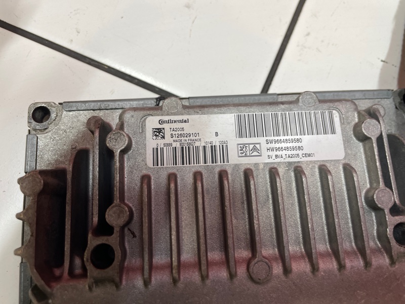 Блок управления акпп C3 2011 A51 EP6CDT Блок управления акпп C3 2011 A51 EP6CDT