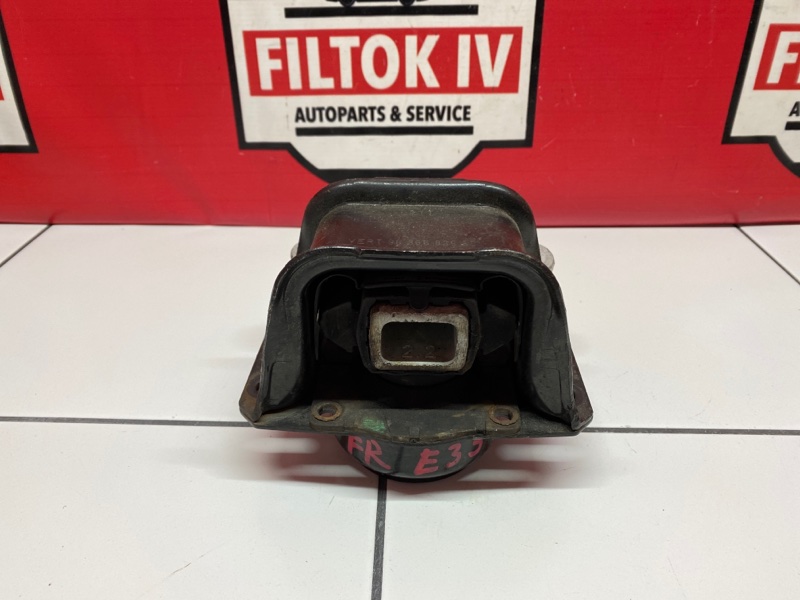 ПОДУШКА ДВС правая PEUGEOT 308 2011 T7W5F02 EP6CDT 1807.GG контрактная