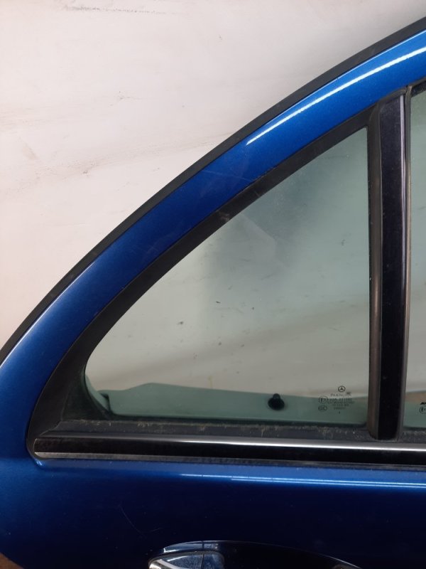 Дверь задняя правая C-Class 2004 Седан 1.8 271946 Дверь задняя правая C-Class 2004 Седан 1.8 271946