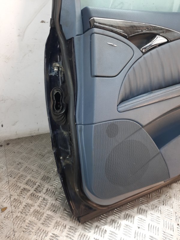 Дверь задняя правая E-Class 2003 Универсал 3.2 648961