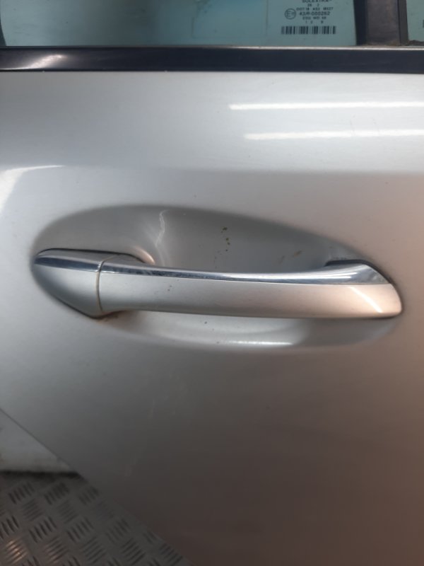 Дверь задняя правая Mercedes-Benz E-Class Седан 2.2 646961