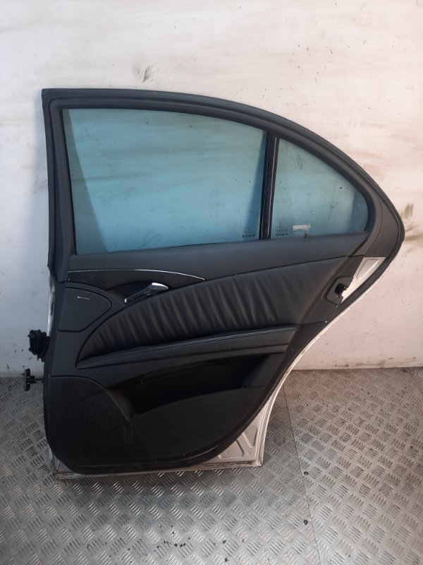 Дверь задняя правая E-Class 2003 Седан 2.2 646961