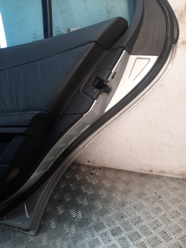Дверь задняя правая E-Class 2003 Седан 2.2 646961