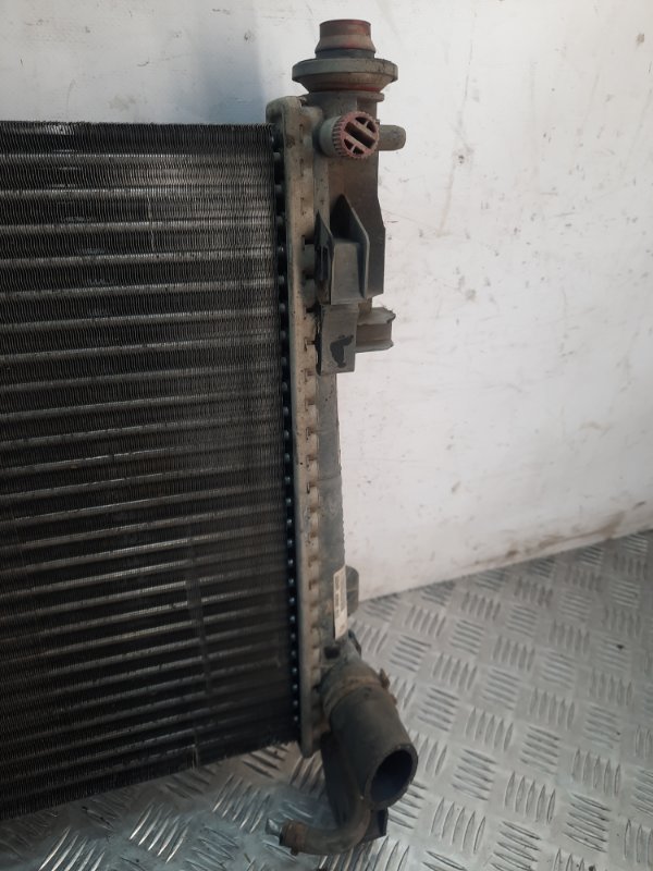 Радиатор (основной) Mercedes-Benz A-Class Хэтчбэк 5 дв. 2.0 640942