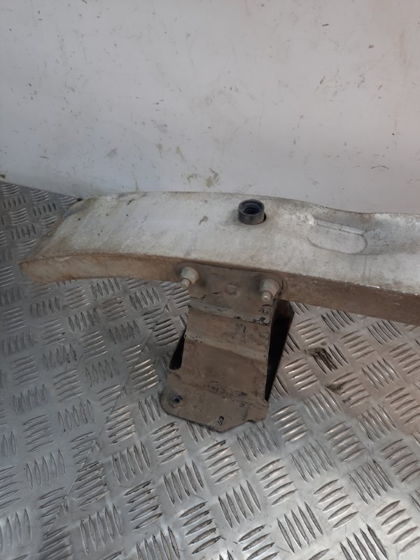 Усилитель бампера переднего A-Class 2006 Хэтчбэк 5 дв. 2.0 640942