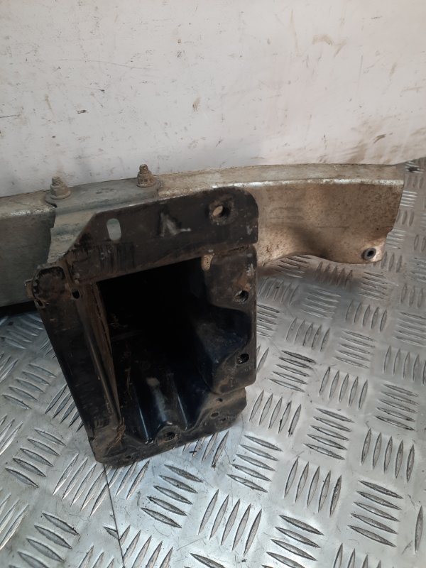 Усилитель бампера переднего A-Class 2006 Хэтчбэк 5 дв. 2.0 640942