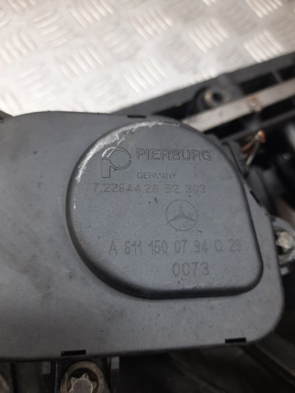 Коллектор впускной E-Class 2003 Седан 2.2 646961