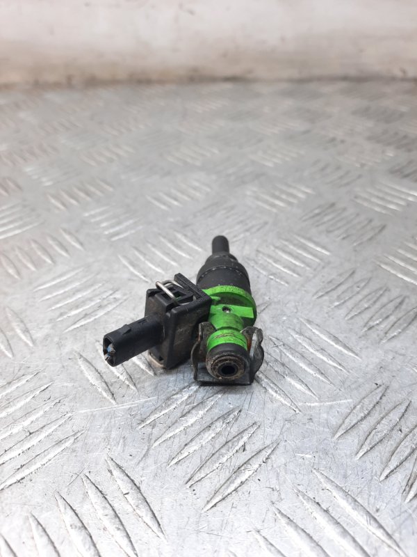 Форсунка Mercedes-Benz C-Class Купе 1.8 271