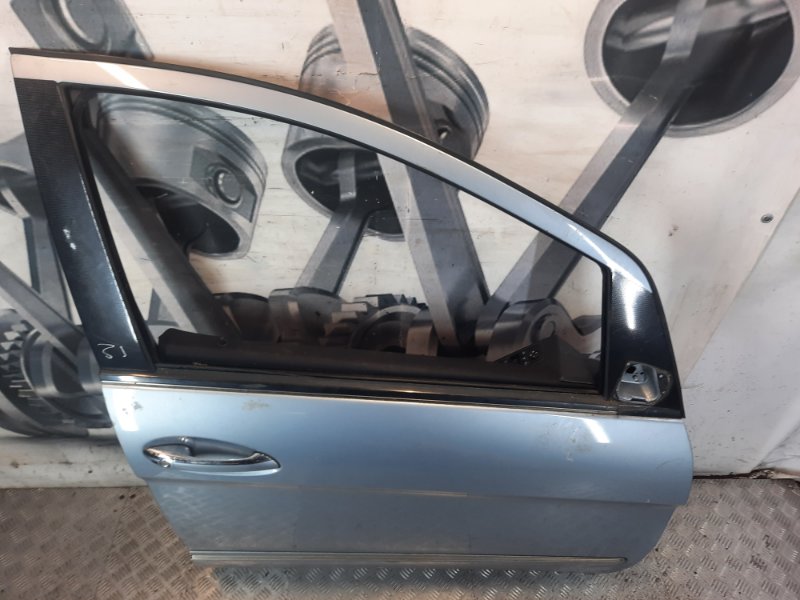 Дверь передняя правая B-Class 2008 Минивэн 1.5 266920 Дверь передняя правая B-Class 2008 Минивэн 1.5 266920