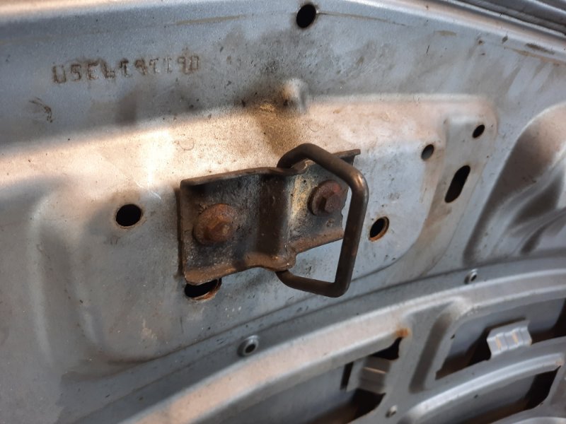 Капот B-Class 2006 Хэтчбэк 5 дв.