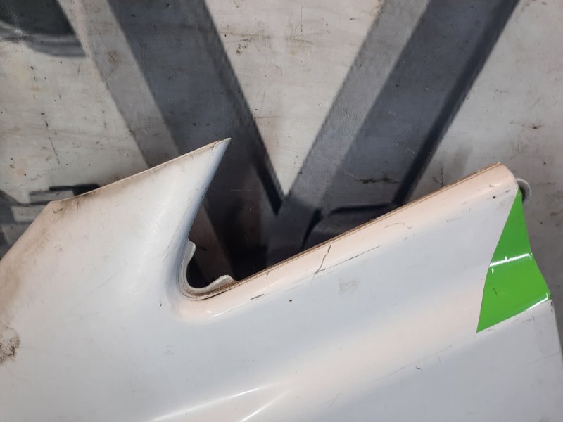 Крыло переднее левое Mercedes-Benz Vito Минивэн
