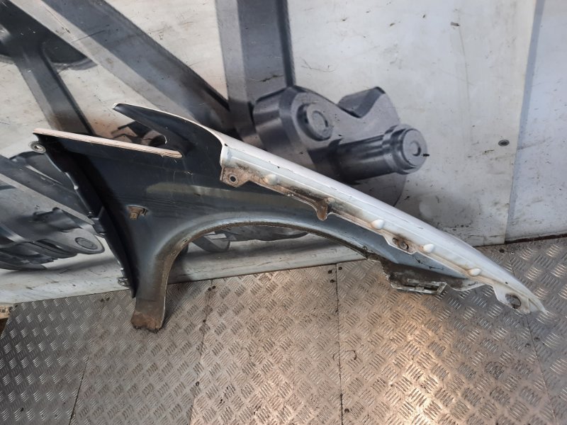 Крыло переднее левое Vito 2007 Минивэн