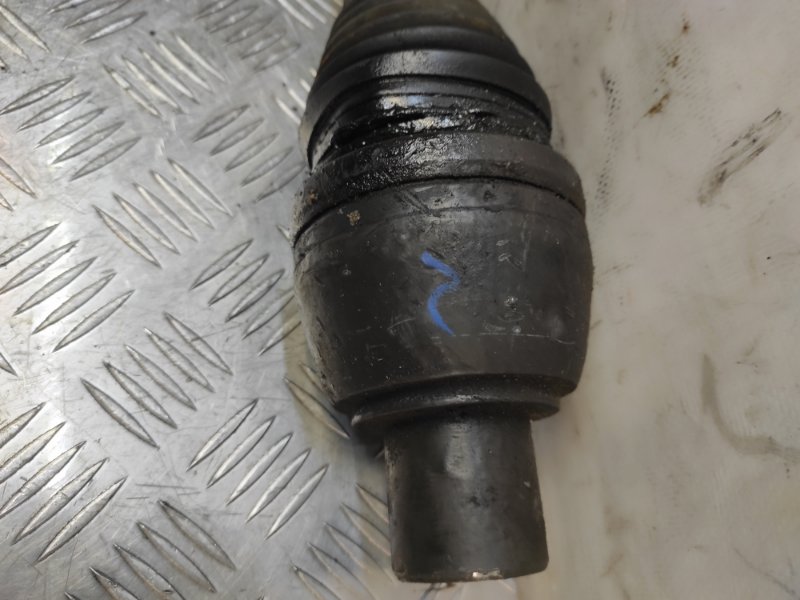 Полуось (приводной вал правый CLA 2015 седан 1.6 270910