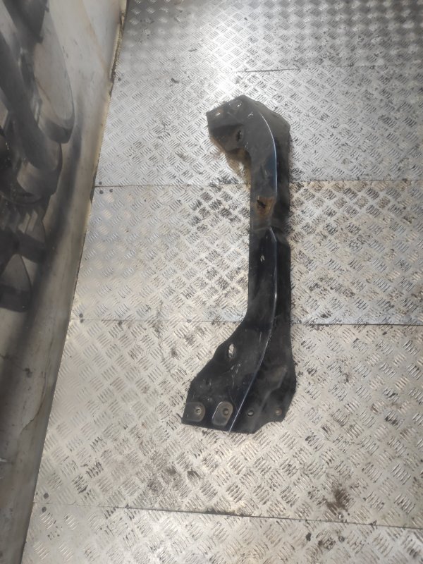 Планка под капот Mercedes-Benz M-Class 2.7 612963