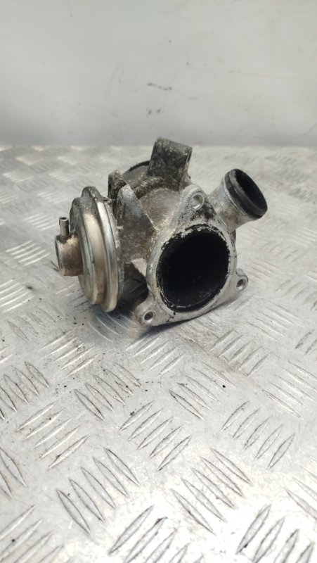 Клапан EGR Mercedes-Benz C-Class 2000 Универсал 2.2CDi 611961 A6110900754 контрактная
