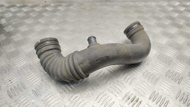 Патрубок воздушного фильтра Fiat Idea 2006 Хэтчбэк 5 дв. 1.4 843A1000 46826960 контрактная