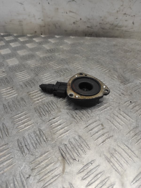 Клапан фазорегулятора C-Class 2004 1.8 271940