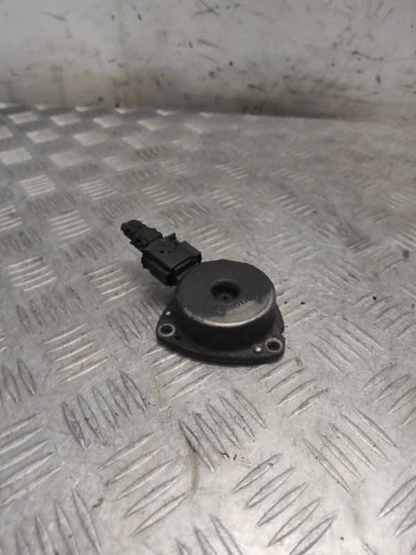 Клапан фазорегулятора C-Class 2004 1.8 271940