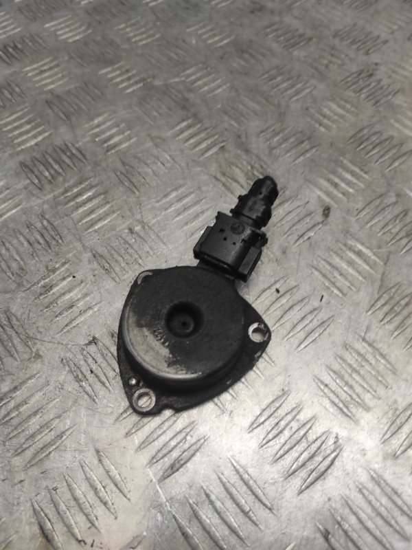 Клапан фазорегулятора C-Class 2004 1.8 271940