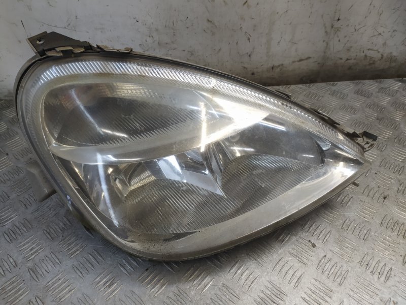 Фара правая Mercedes A-Class 2002 A1688201861 Б/У