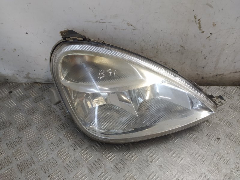 Фара правая Mercedes-Benz A-Class 2002 Хэтчбэк 1.7 a1688201861 Б/У