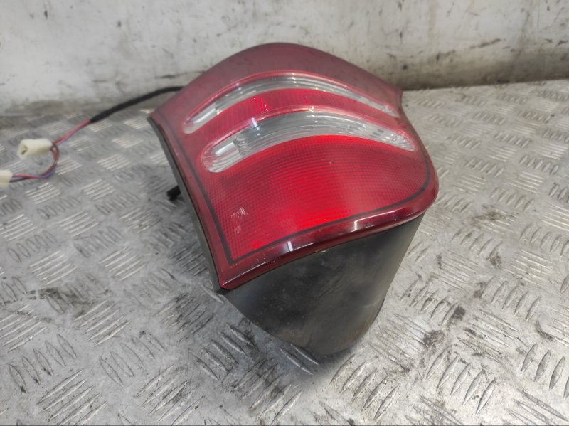Фонарь задний правый Mercedes-Benz A-Class Хэтчбэк 1.7